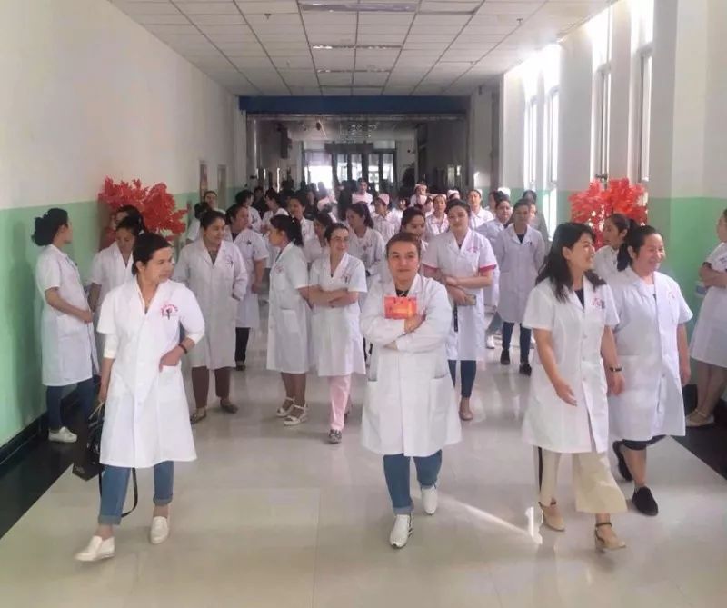 爱撒南疆热土深汗滴墨玉永恒情王文杰医生援疆三个月了