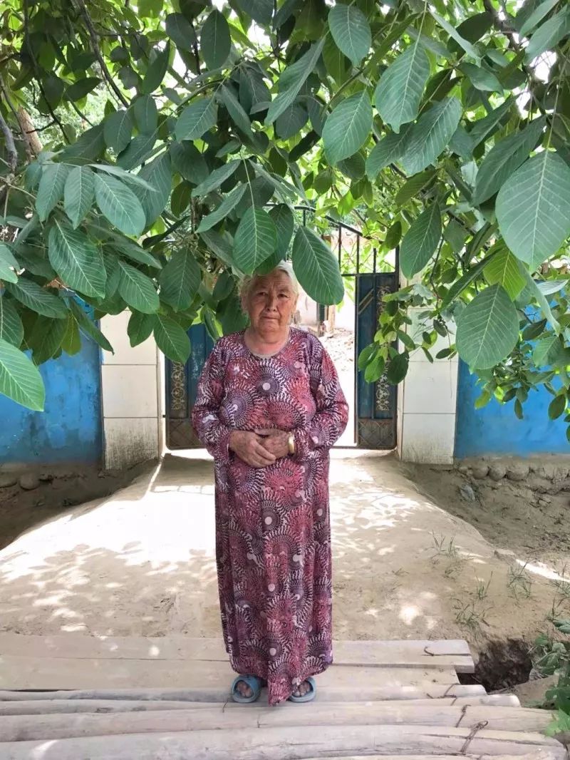 爱撒南疆热土深汗滴墨玉永恒情王文杰医生援疆三个月了