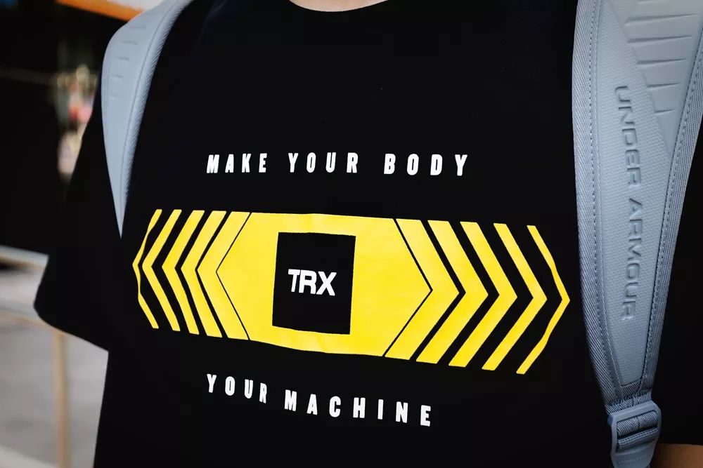 库里战靴7开箱,穿上库里专属球鞋感受极致脚感