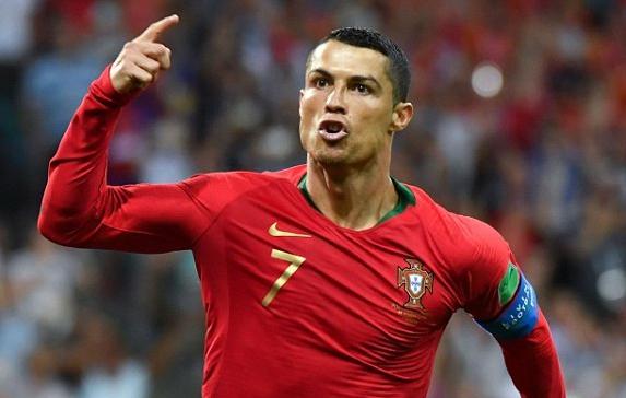 穆里尼奥评价c罗欧洲杯夺冠,葡萄牙穆里尼奥评价c罗