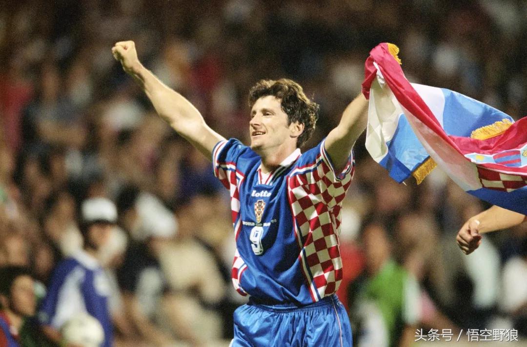 2022年世界杯32种球衣,2018世界杯足球赛各队球衣