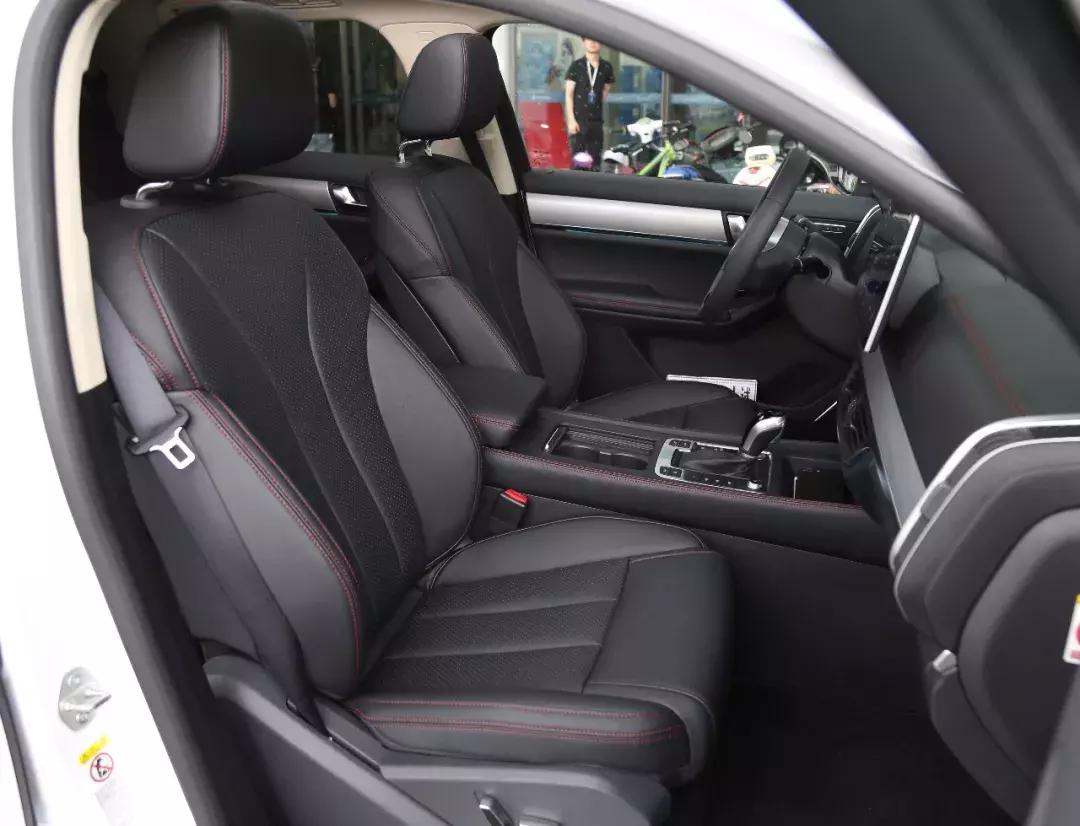 2021款比亚迪唐燃油版内饰图片,比亚迪唐plusdmi内饰