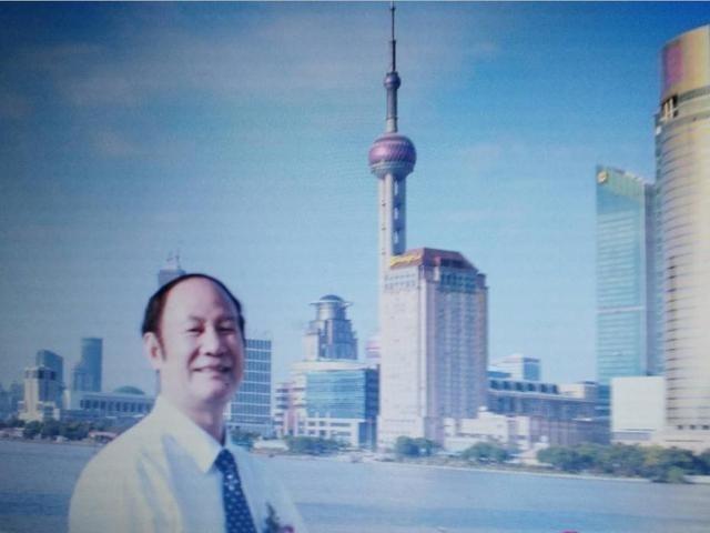 这部交响诗富有抒情性、幻想性及浪漫主义的色彩