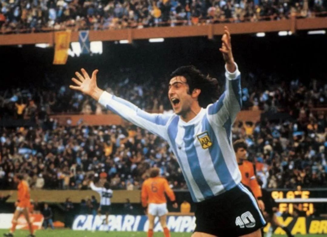 18年世界杯足球经典球衣,足球世界杯十大经典球衣