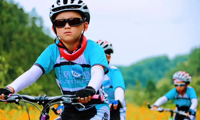 夏令营足球集训,足球夏令营全国联赛