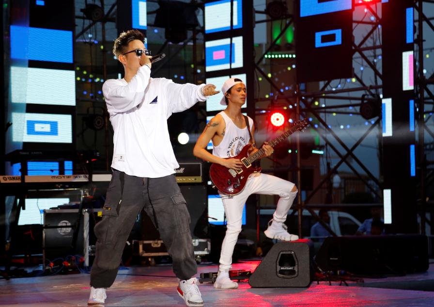 摇滚啤酒美食世界杯2018都江堰国际啤酒纳凉节盛大开幕