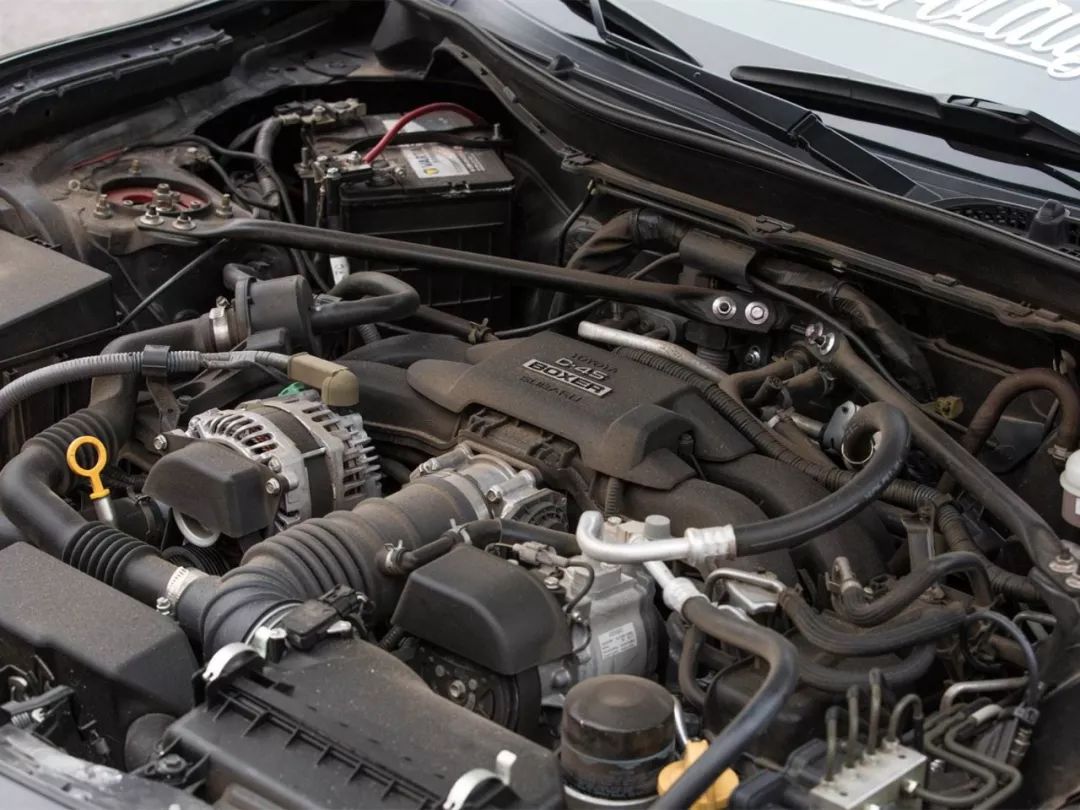 宝马z4和野马哪个性价比高,30万预算买宝马z4还是野马