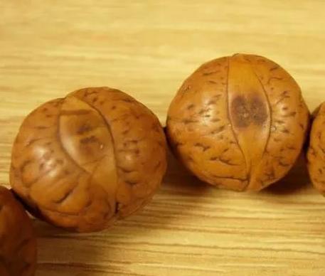 手串越盘越值钱吗,手串有升值空间吗