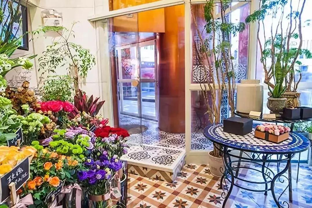 国内快时尚女装品牌有哪些呢,中国十大最受欢迎女装品牌