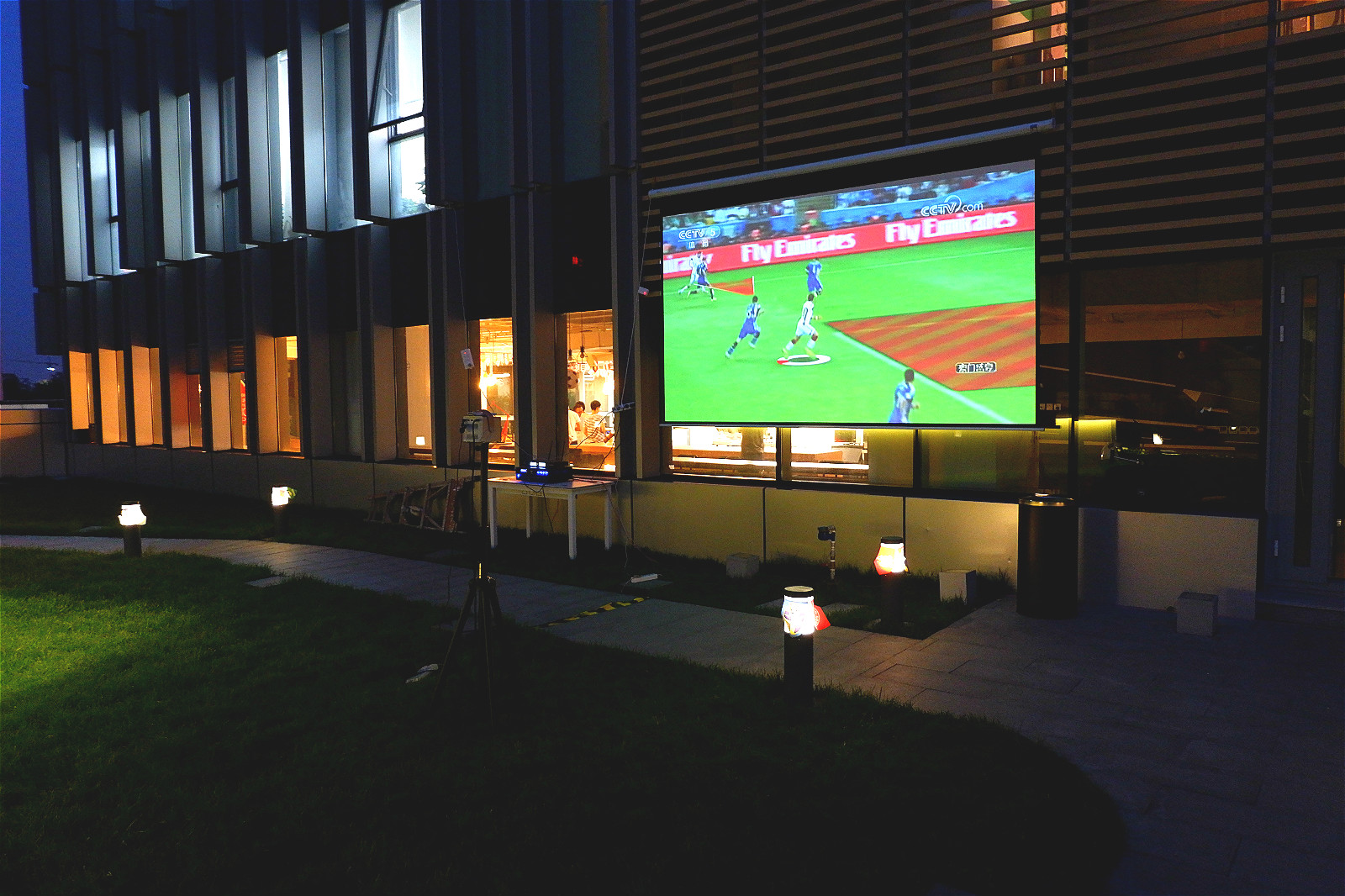 在公司里看球赛是什么体验,在公司看球赛