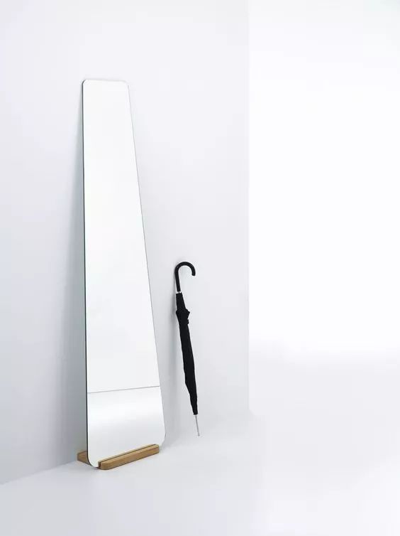 穿衣镜摆在哪里最合适,穿衣镜摆在哪里最好