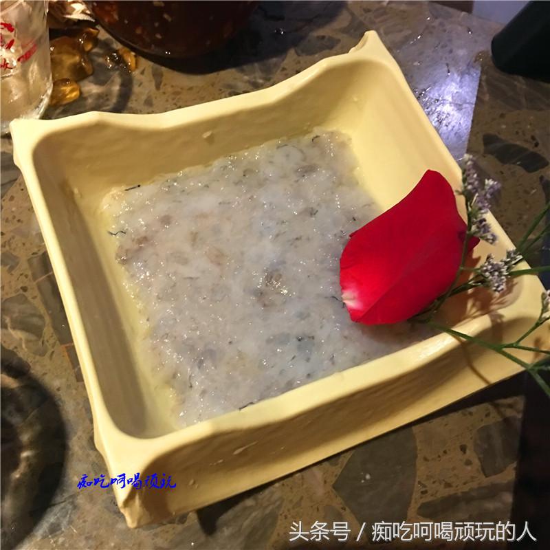 足球夜场景,足球之夜水吧