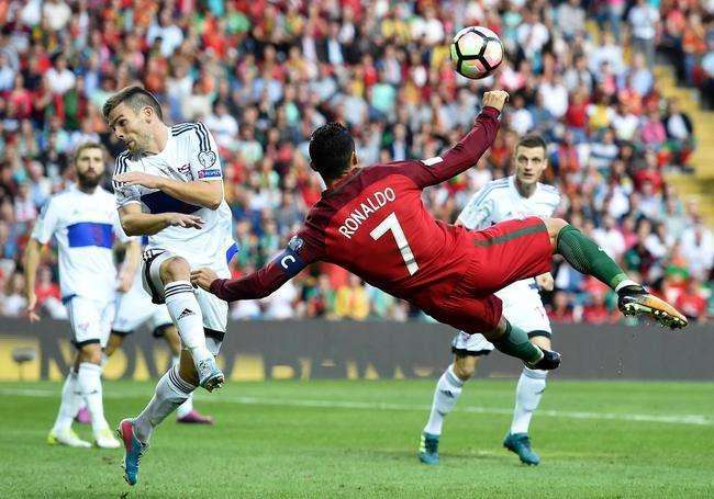 足球总漏气,足球赛足球漏气