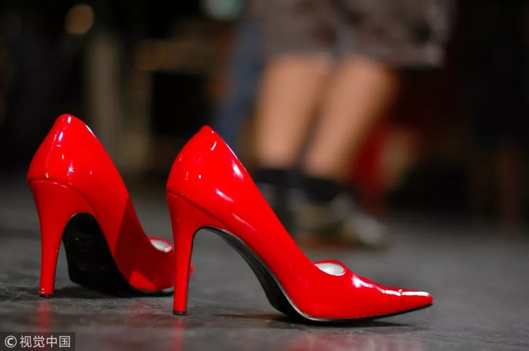 女子突然中毒怎么办,女子突然昏迷送医查出凶险病症