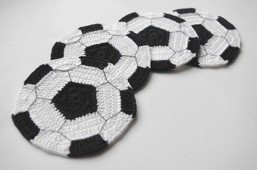 世界杯一帮前足球运动员观战,世界杯观赛人有多少