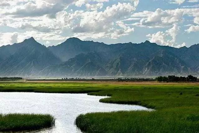 北京至内蒙古旅游坐什么火车,北京去内蒙古高铁旅游线路