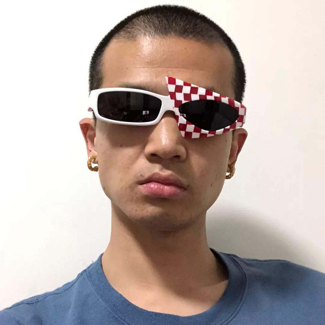 夏日最时髦墨镜指南,夏天的墨镜洋气点