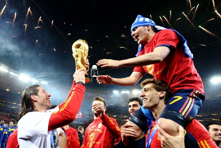 西班牙队历史上最出色的球员,西班牙队史十大巨星