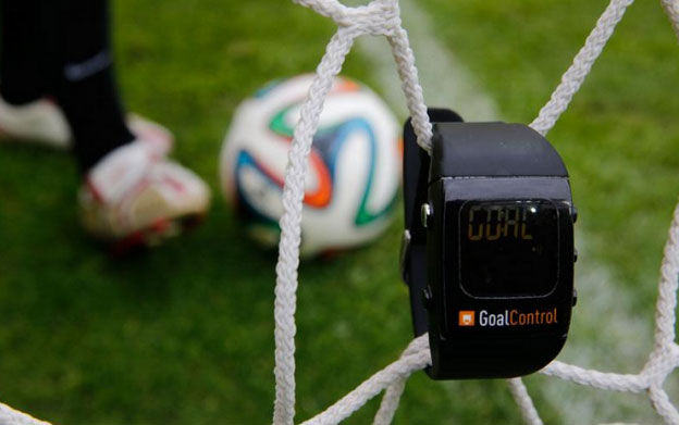 世界杯足球裁判精彩瞬间,世界杯裁判判点球霸气瞬间