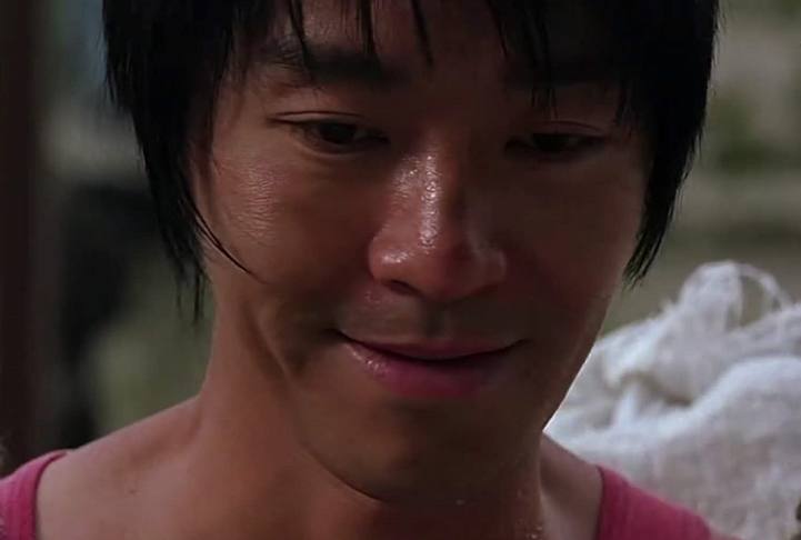 周星驰电影里的5个经典场面,周星驰那段苦笑的视频