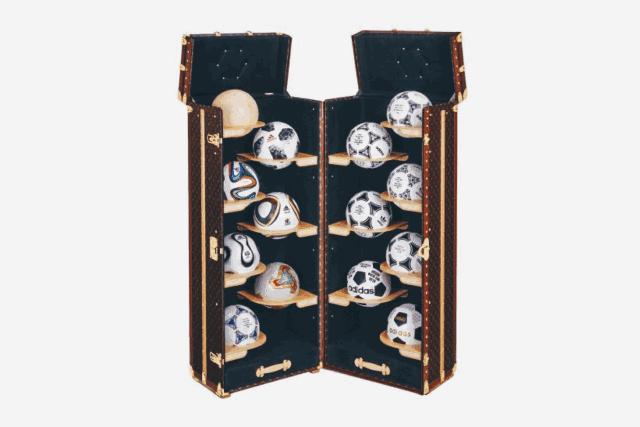 lv世界杯足球限量版多少钱,lv限量版足球