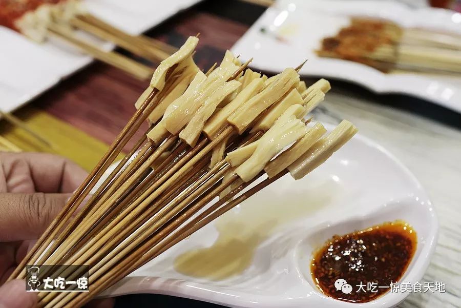 抚顺老店的麻辣拌香甜麻辣太解馋,抚顺麻辣拌里面有什么