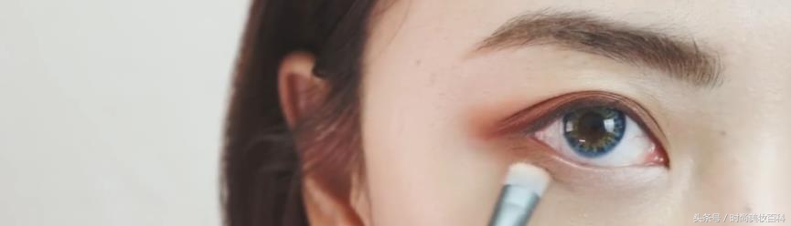 橘色系高级感妆容,白皮淡颜高级感妆容