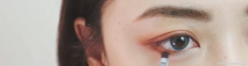 橘色系高级感妆容,白皮淡颜高级感妆容