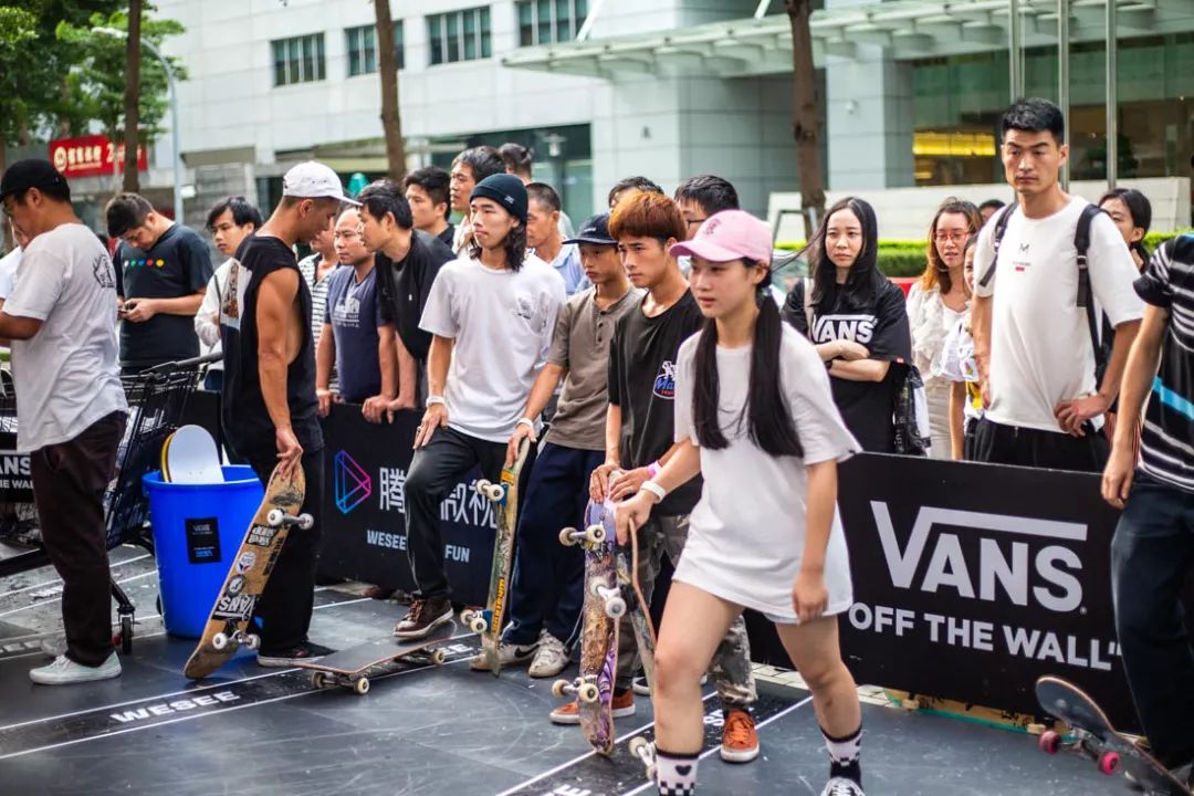 vans滑手视频,vans滑板活动