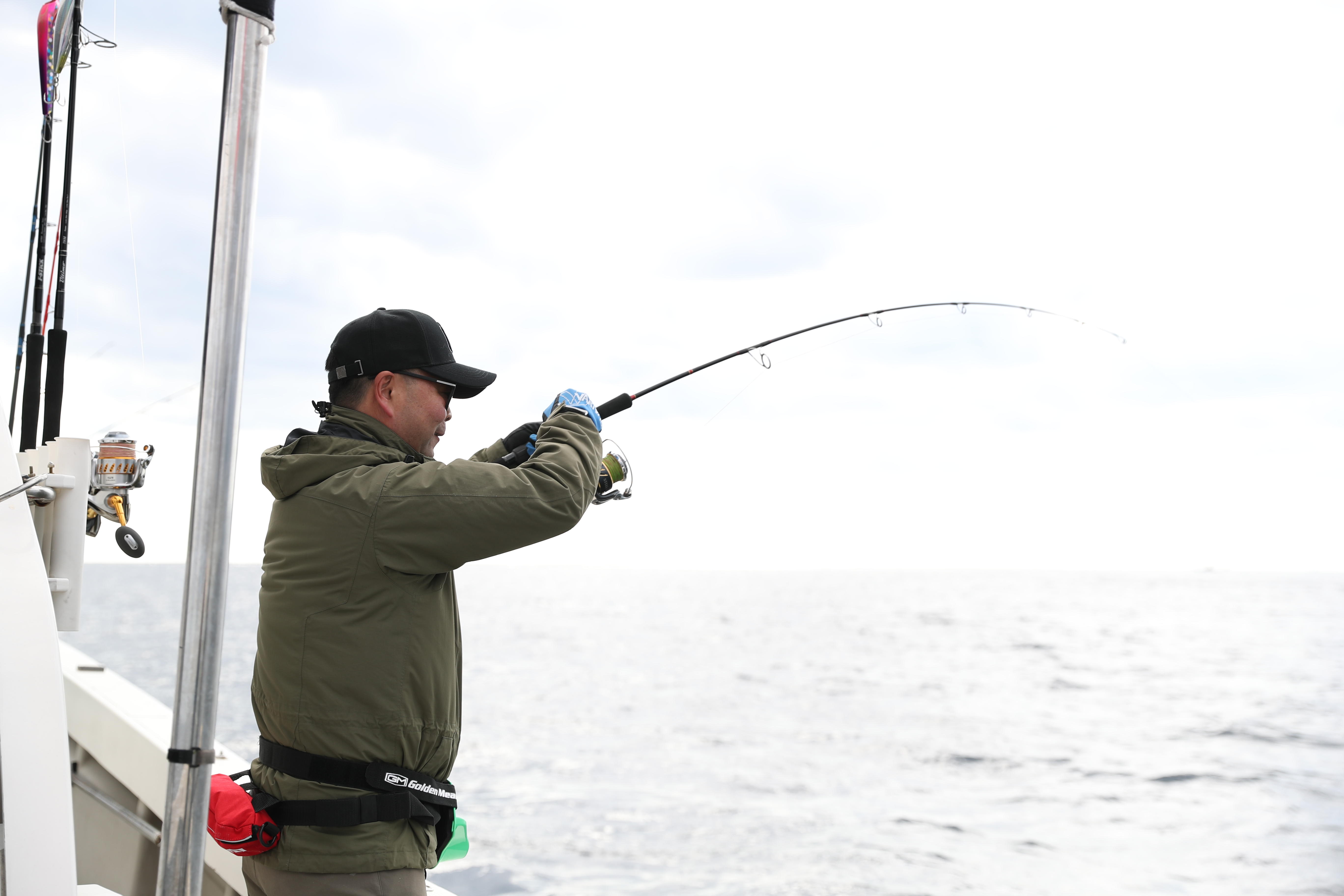 日本海域竟有此等巨物，钓鱼人还等什么？快点集结来消灭它们