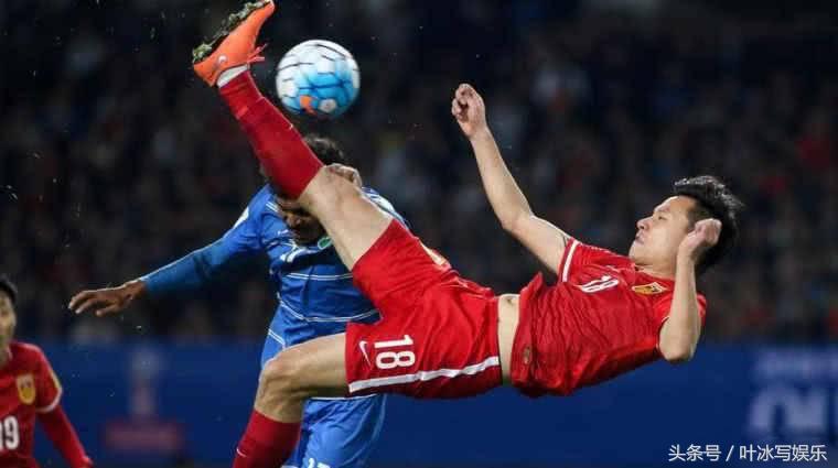 鹿晗c罗足球,足球明星谁是c罗粉丝