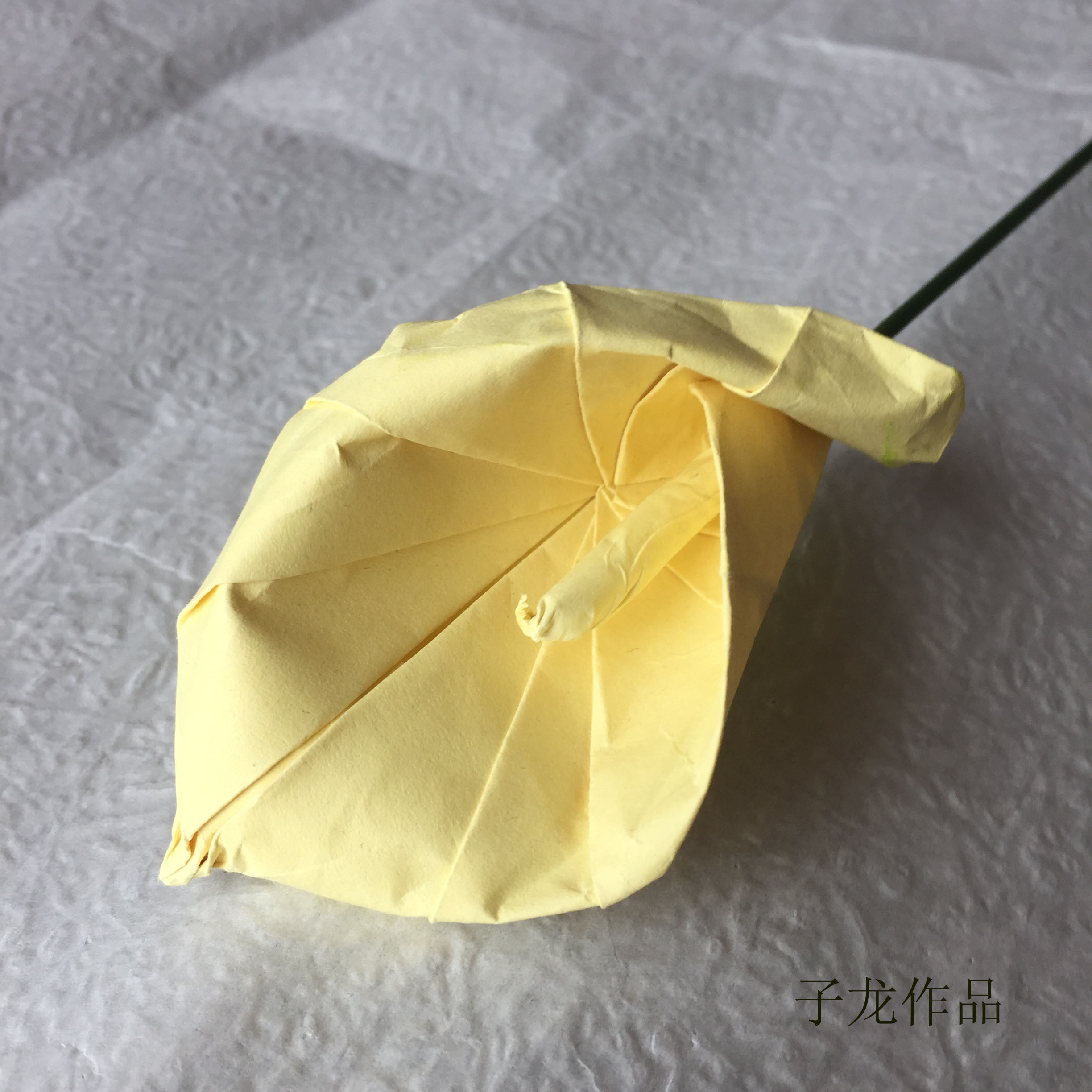 折纸马蹄莲花步骤,清明折纸白色马蹄莲花