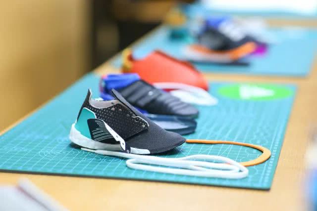 adidas打卡,打卡新建网红地