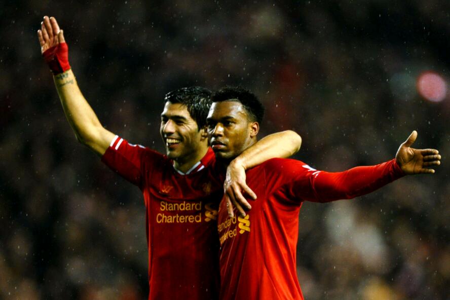 乌拉圭足球队徽为什么有四颗星,乌拉圭足球队世界杯夺冠