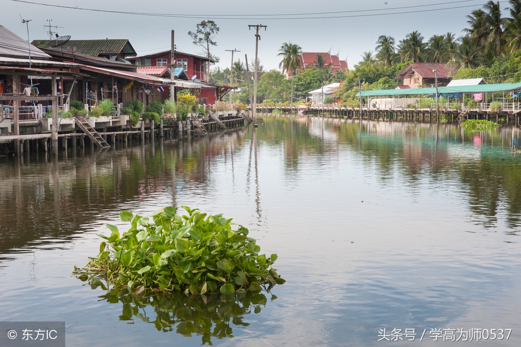 2022高考英语听力满分攻略模拟,初中英语考试听力模拟试题