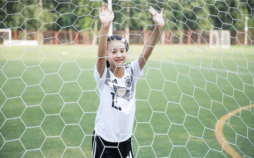 田亮森碟图片,田亮儿女写真