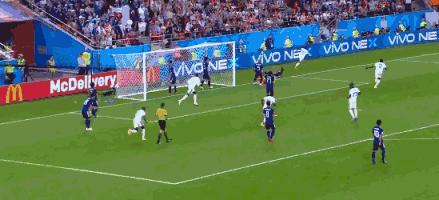 队长袖标戴在右臂的含义,队长袖标戴手臂上