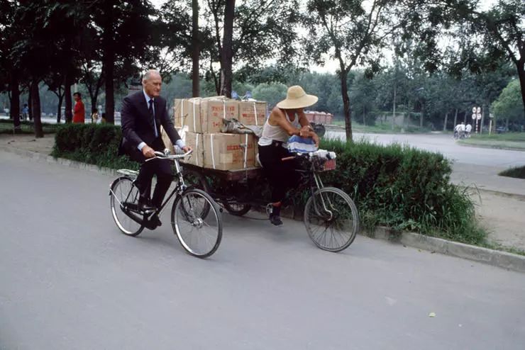 世界杯和奥运会哪个赚钱,世界杯奥运会哪个赚钱