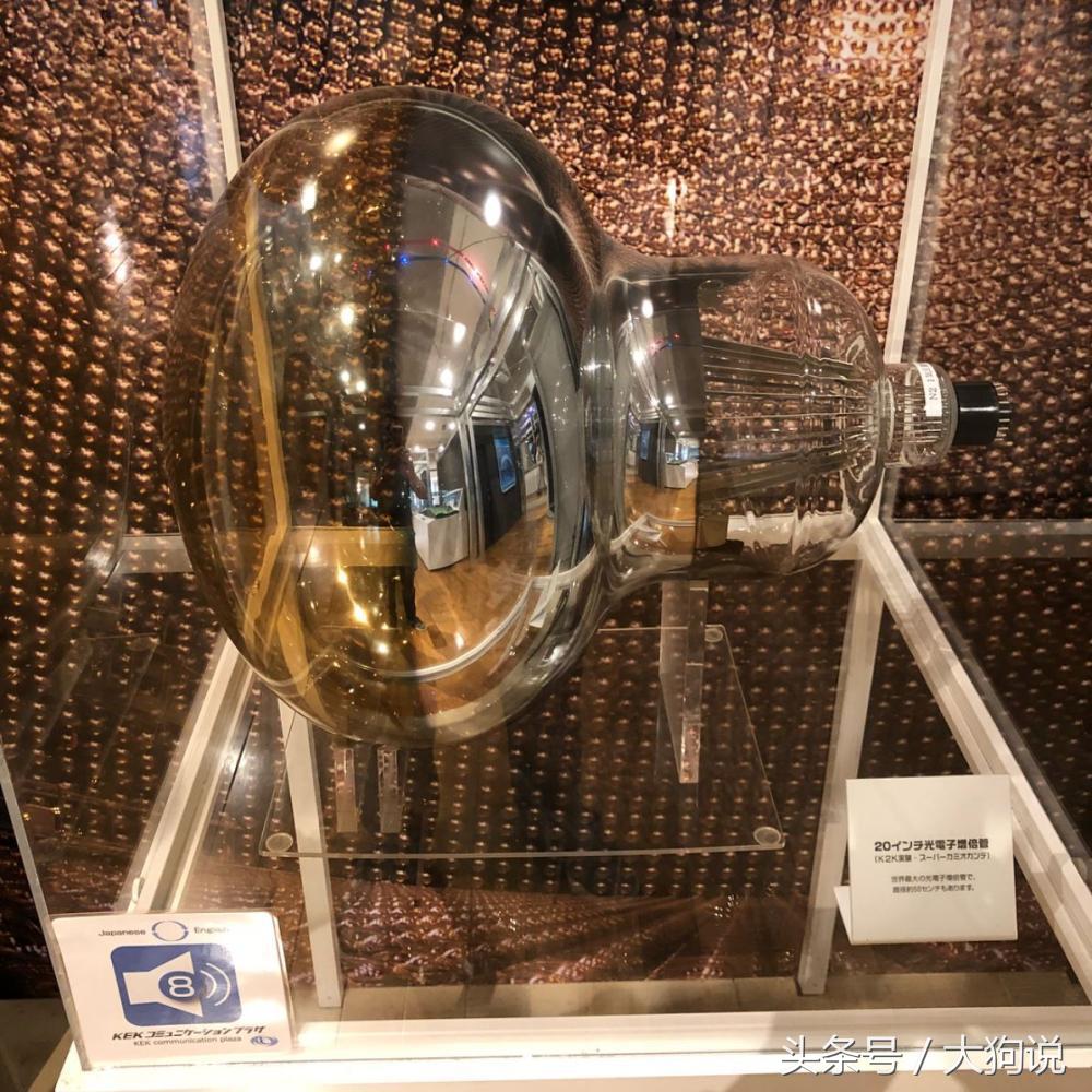 走近超级神冈探测器：金色大厅中流淌的竟是溶解金属的超纯水