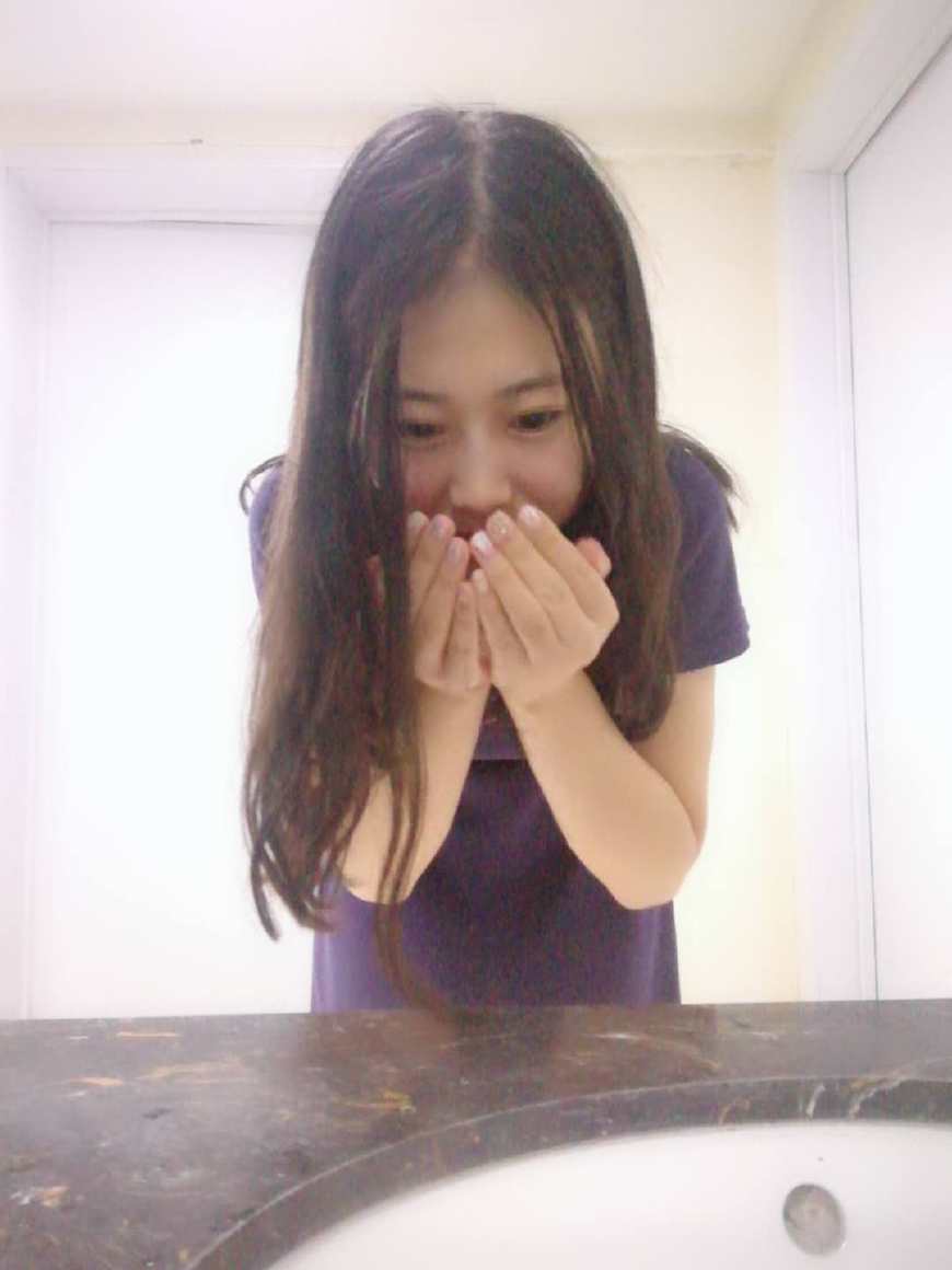 sk2水乳和基础护肤,sk2小灯泡精华面部护肤