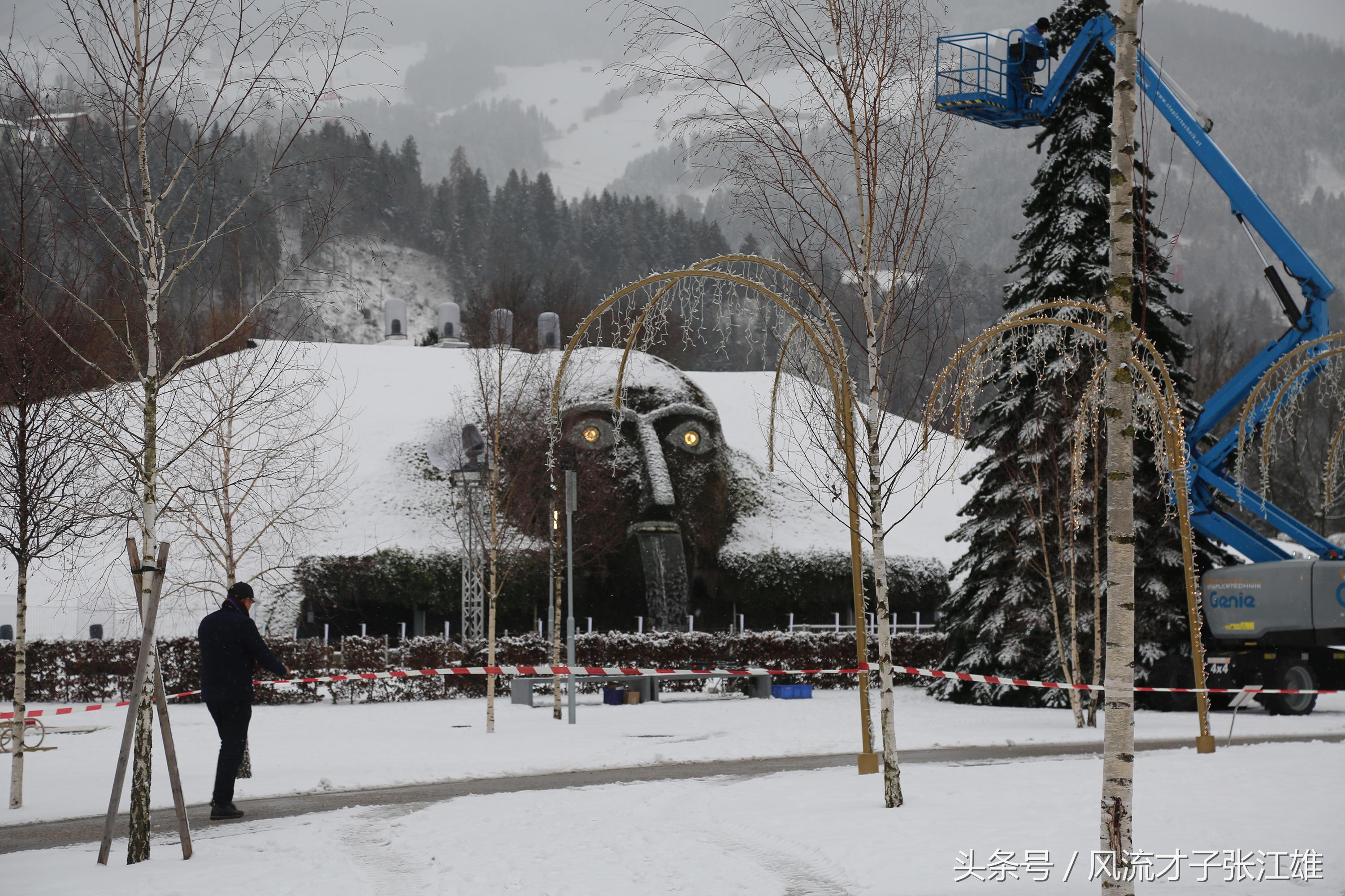 奥地利街拍：施华洛世奇水晶世界，白雪覆盖下的阿尔卑斯山巨人！