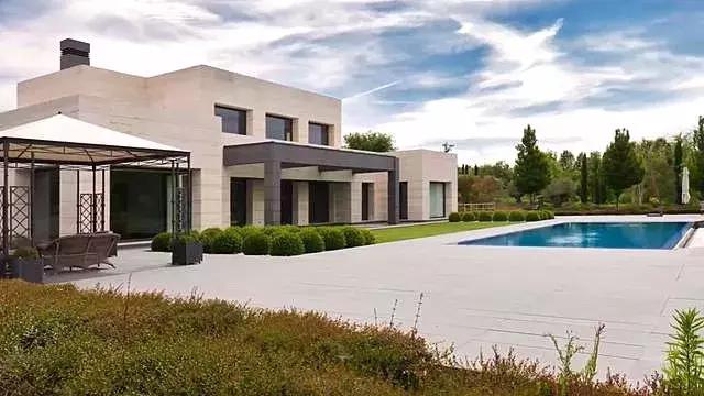 足球史上十大豪宅,身价10亿级的足球巨星豪宅