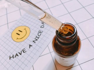 什么牌子的眼霜最好用最有效,lilia眼霜和女神之美眼霜哪个好用