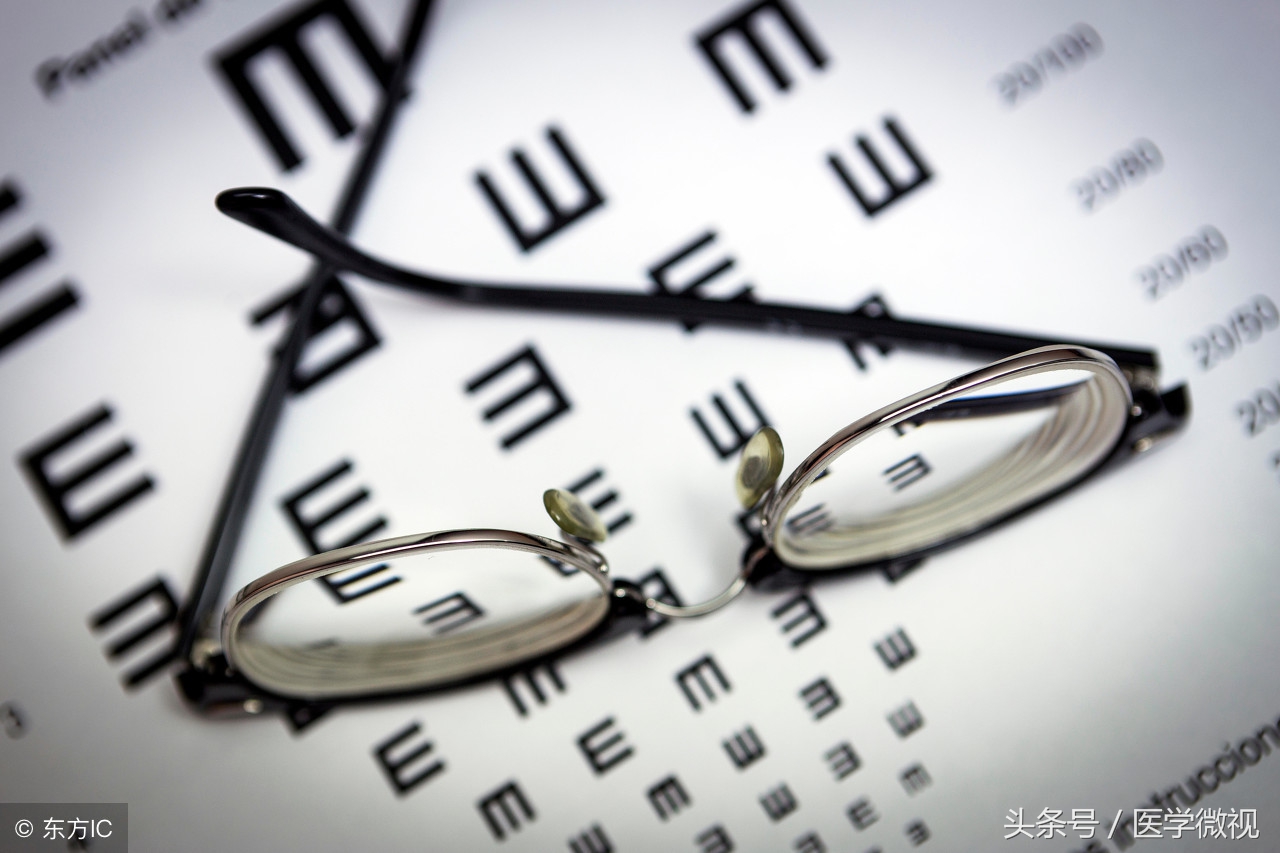 视力下降影响视网膜脱落,眼睛有阴影是视网膜脱落吗