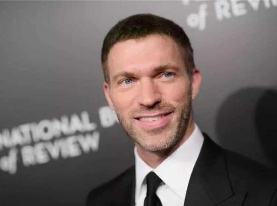 混不出名堂就要回家继承家业,混不下去回家继承家产