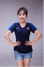 梅西再次带队夺取大力神杯,梅西首战展示大力神杯