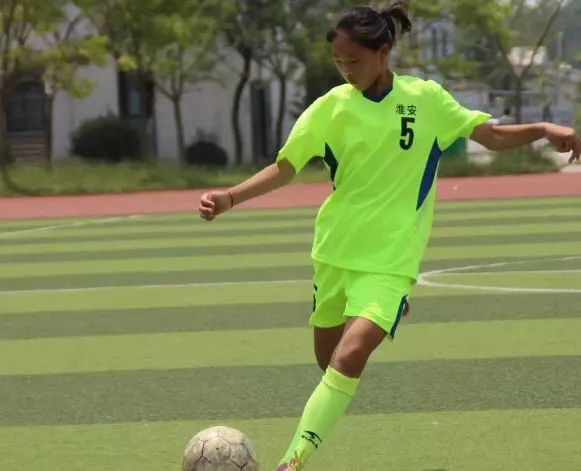 不简单！世界杯上的淮安足球少年！