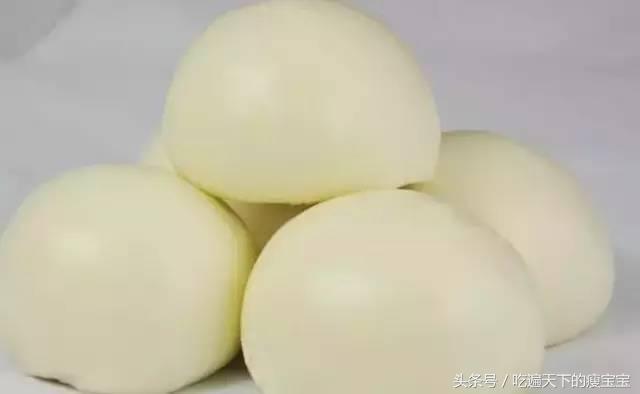 教大家在家制作面包糠,面包糠自制简单食物