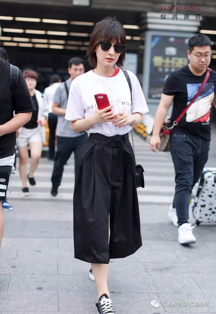 吴昕奚梦瑶快乐大本营完整版,吴昕吴宣仪综艺节目穿搭