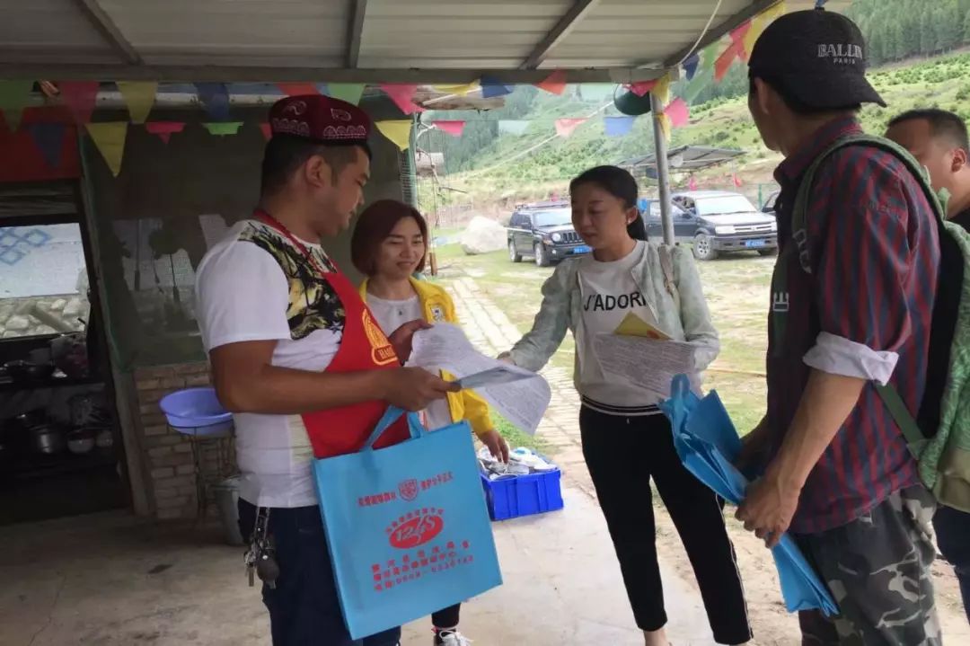 普法进行时直播,普法宣传活动现场